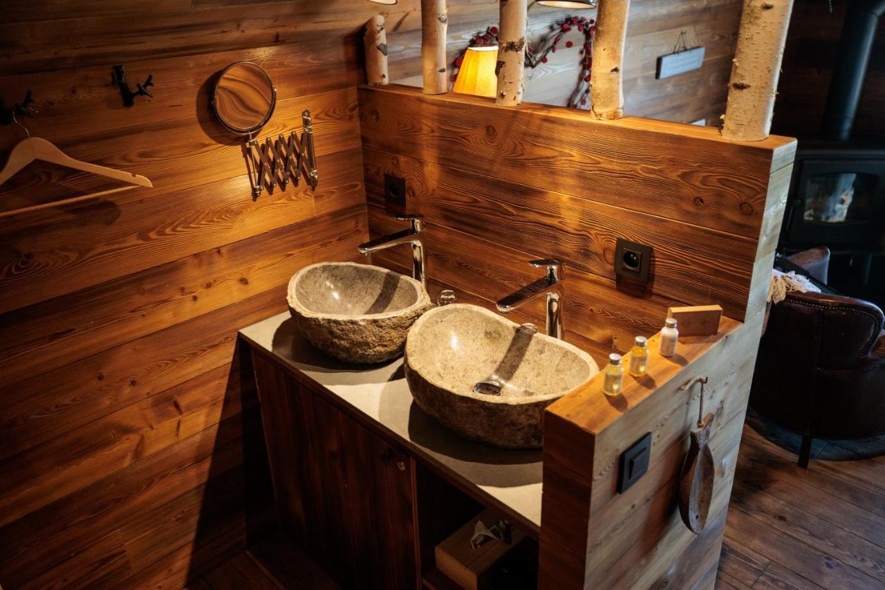 Aqualodge Hotel Insolite Ermeton-sur-Biert Экстерьер фото