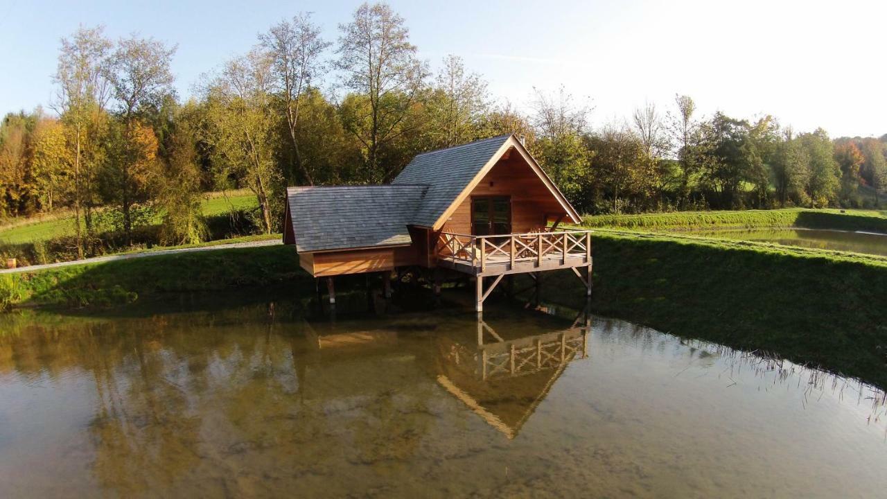 Aqualodge Hotel Insolite Ermeton-sur-Biert Экстерьер фото
