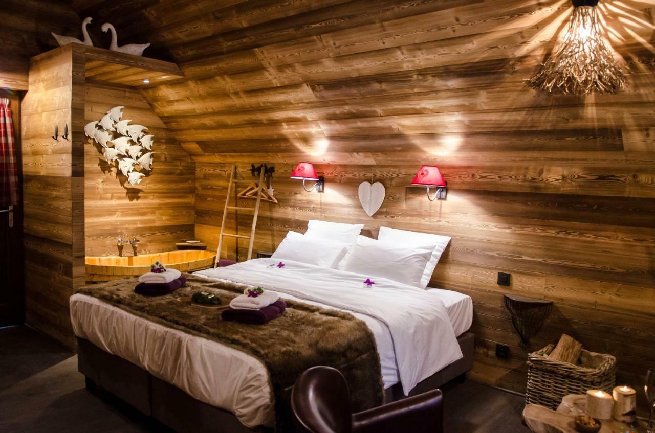 Aqualodge Hotel Insolite Ermeton-sur-Biert Экстерьер фото