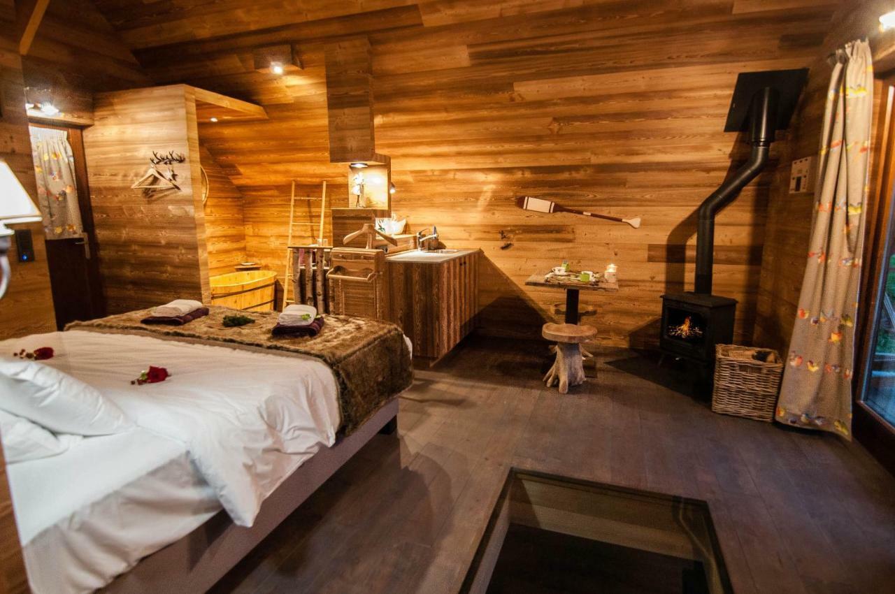 Aqualodge Hotel Insolite Ermeton-sur-Biert Экстерьер фото